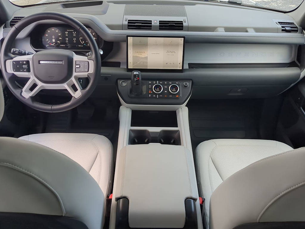 Thumbnail: 2025 Land Rover Defender - 8
