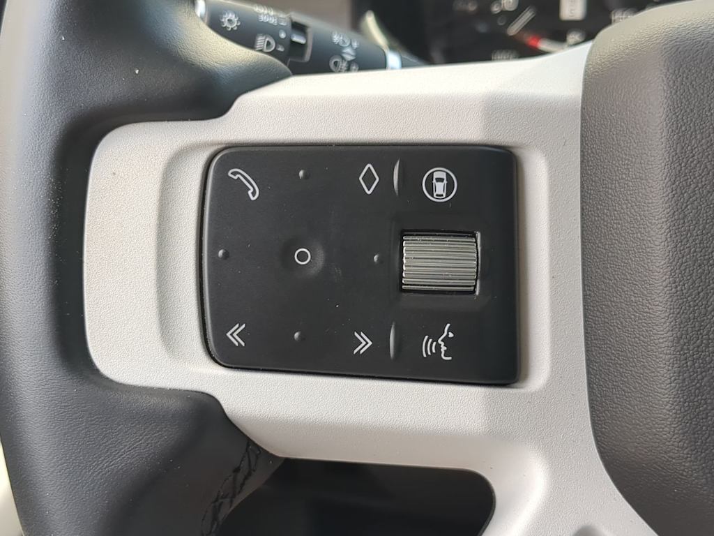 Thumbnail: 2025 Land Rover Defender - 33
