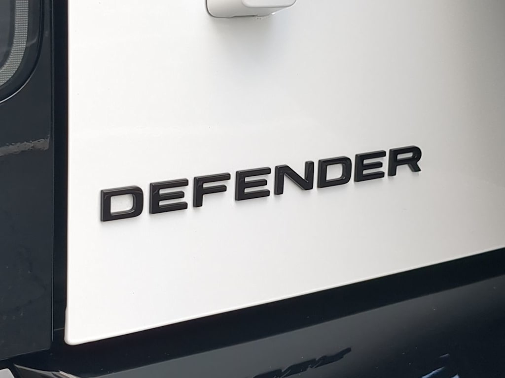Thumbnail: 2026 Land Rover Defender - 25