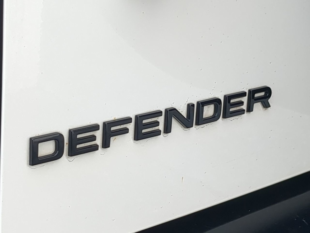 Thumbnail: 2024 Land Rover Defender - 21