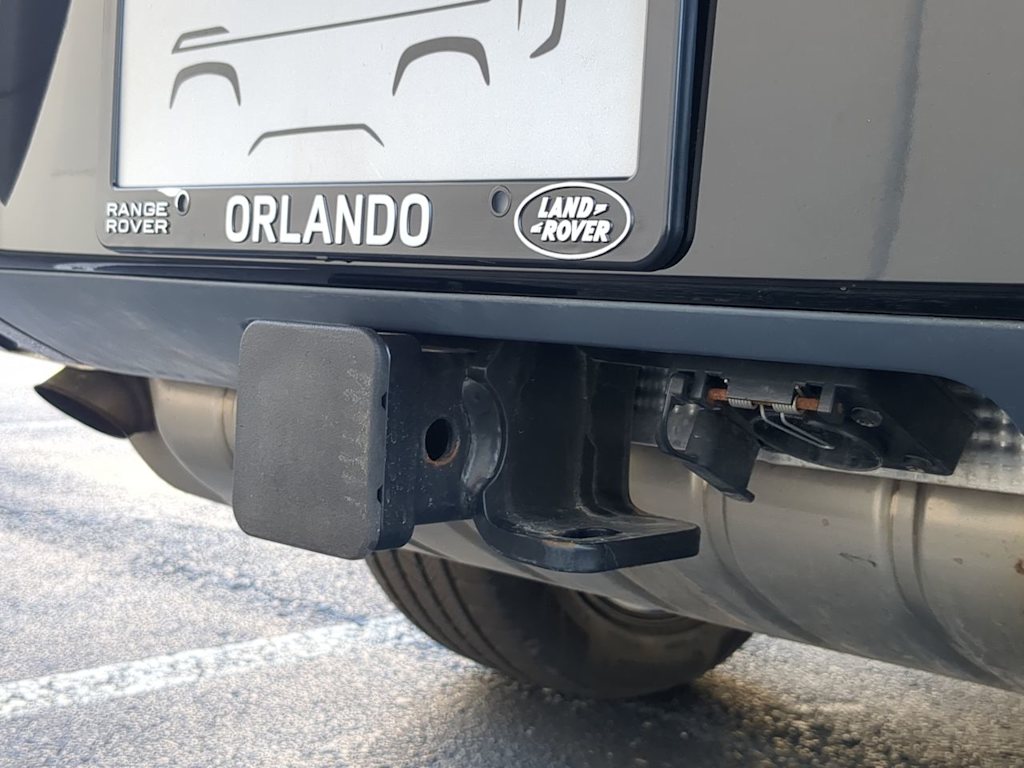 Thumbnail: 2024 Land Rover Defender - 36