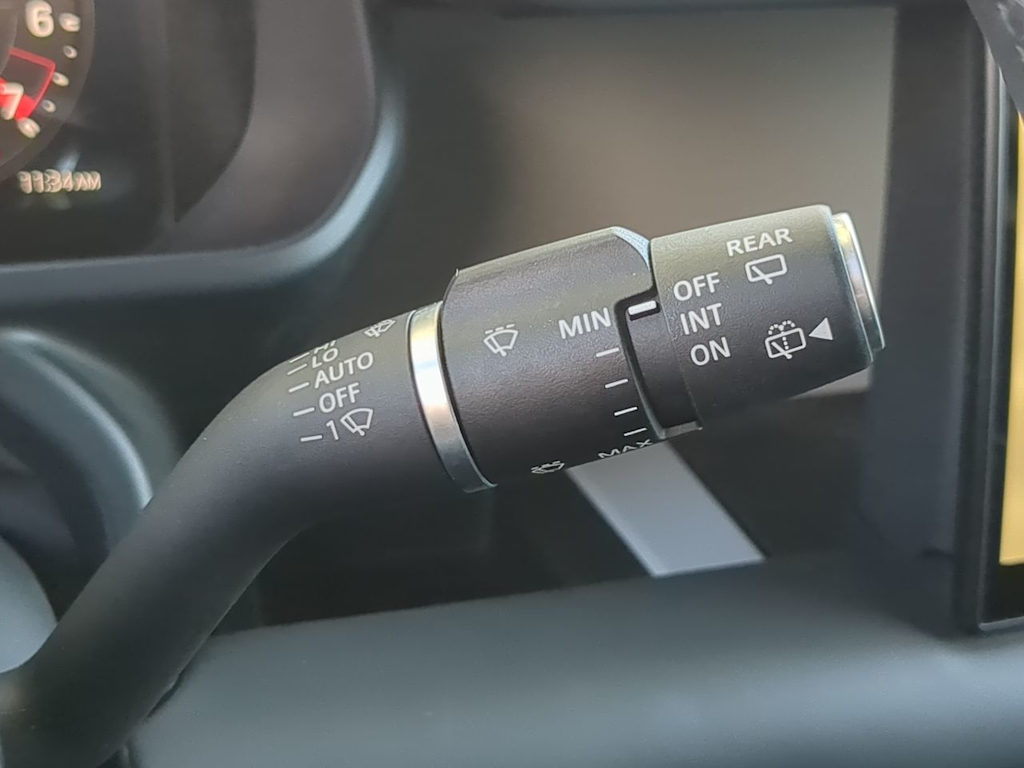 Thumbnail: 2024 Land Rover Defender - 13