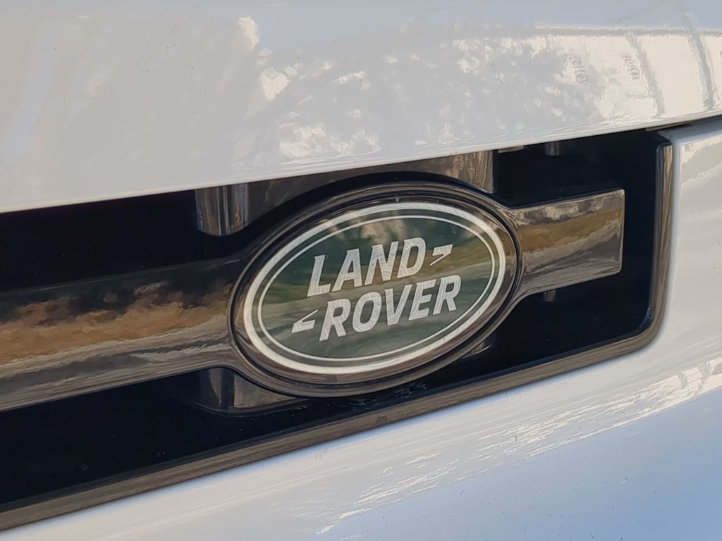Thumbnail: 2024 Land Rover Defender - 21
