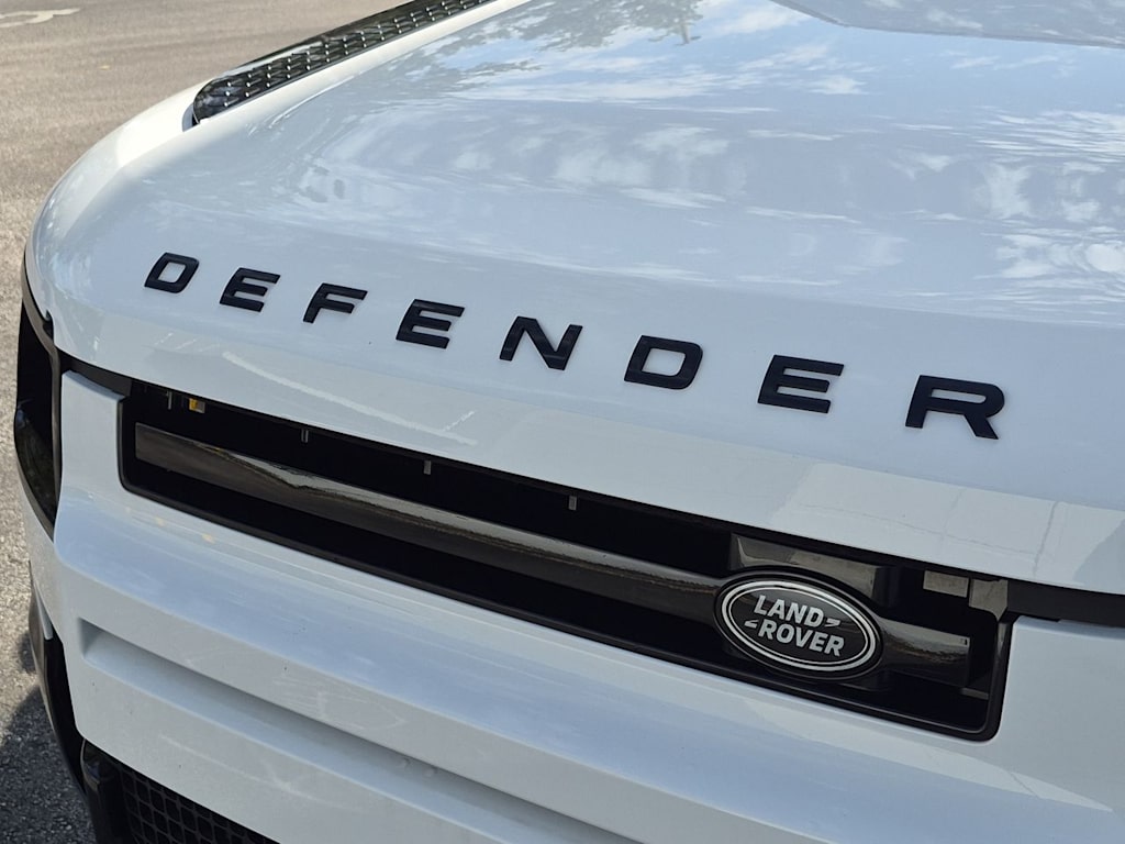 Thumbnail: 2026 Land Rover Defender - 24