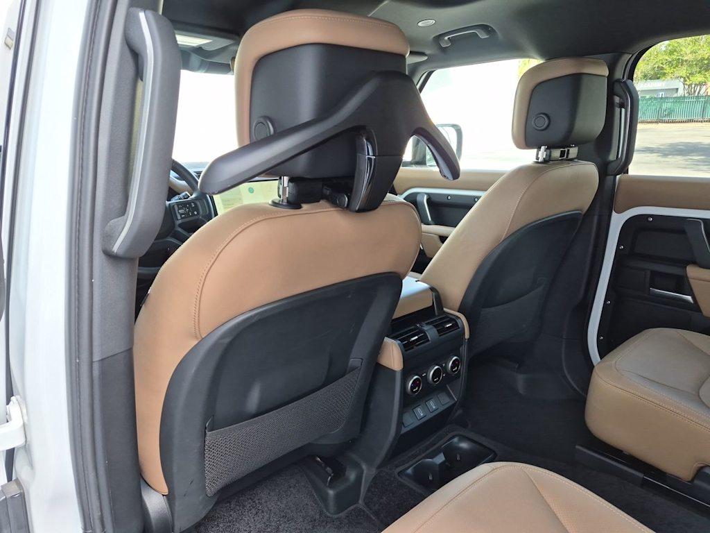 Thumbnail: 2026 Land Rover Defender - 11