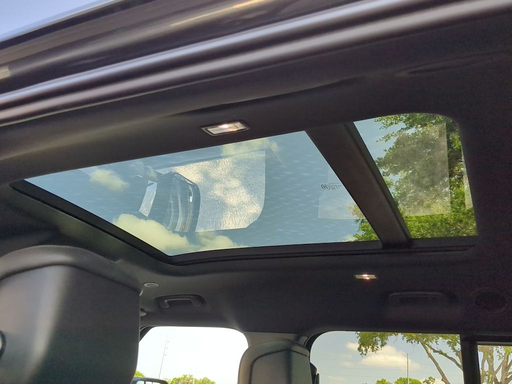 2024 Land Rover Defender 130 30
