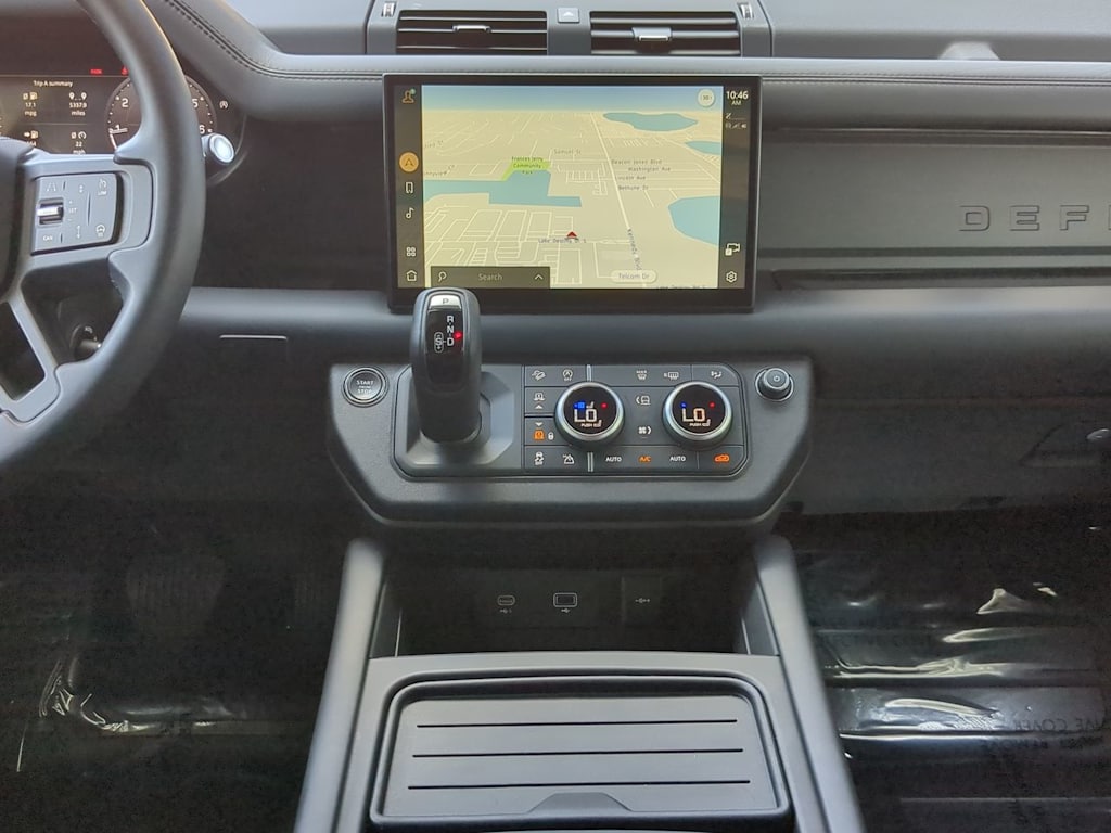 2024 Land Rover Defender 130 14