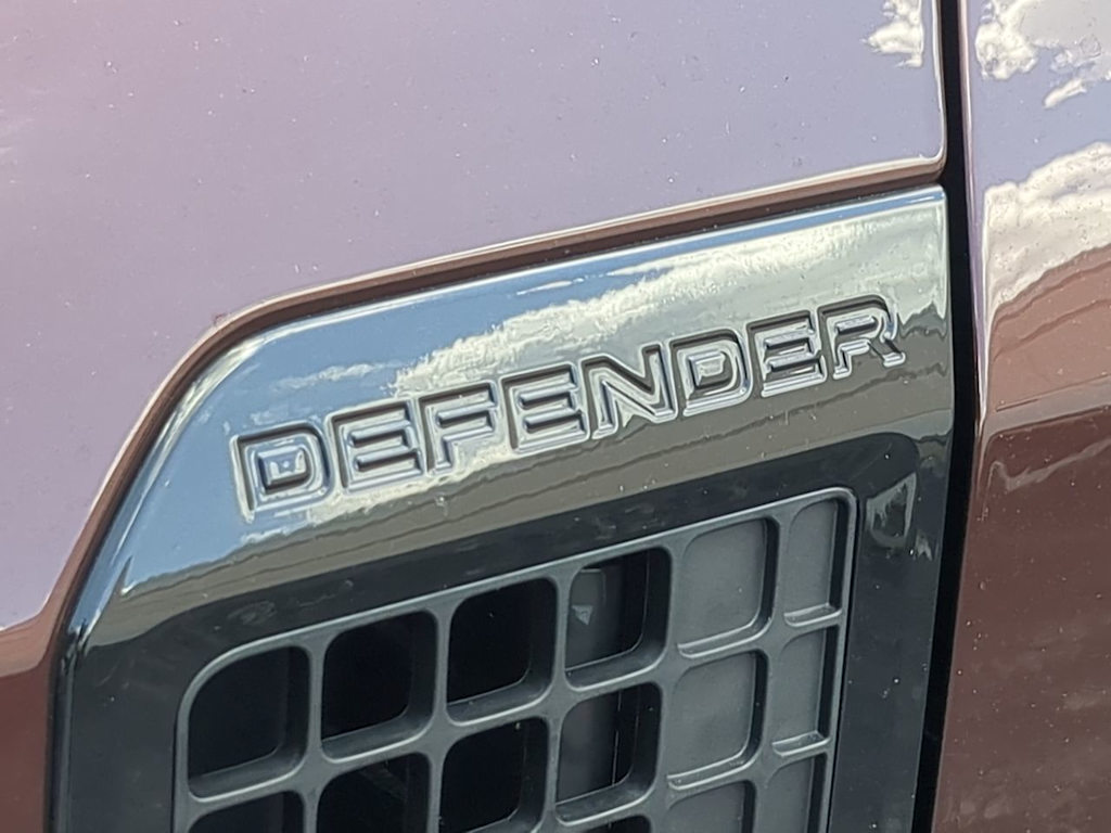 Thumbnail: 2025 Land Rover Defender - 23
