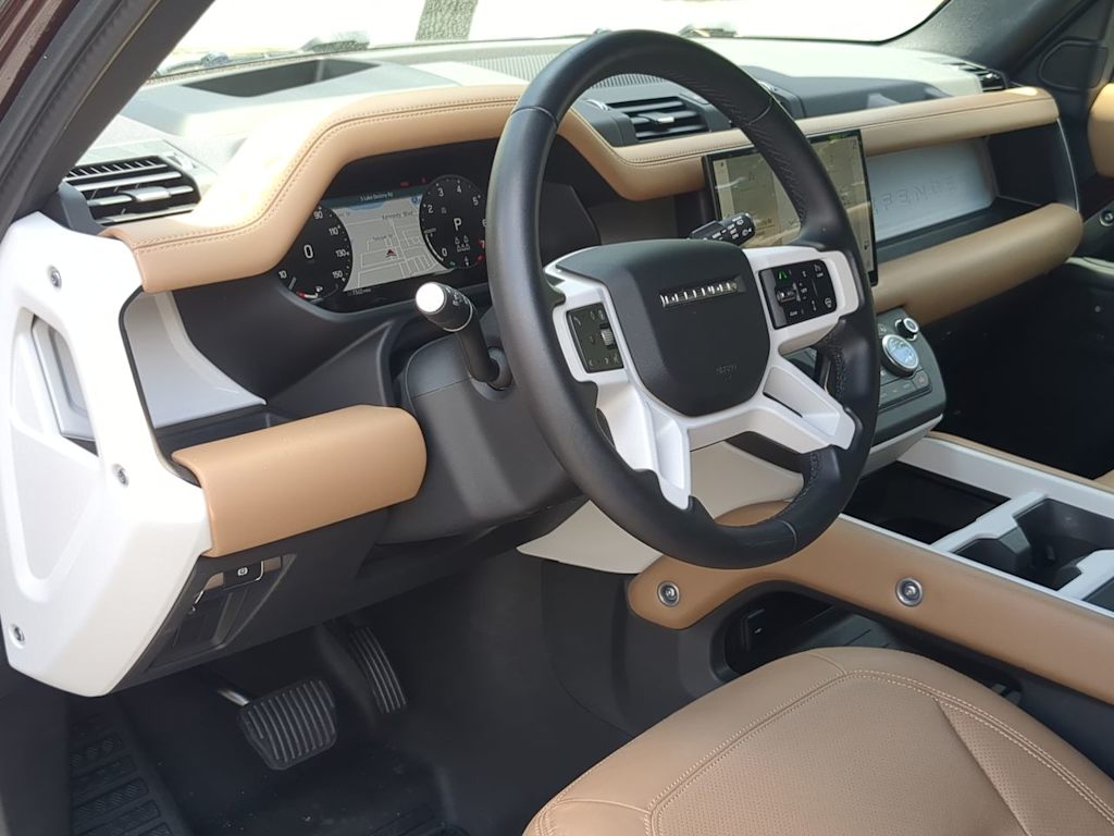Thumbnail: 2025 Land Rover Defender - 2