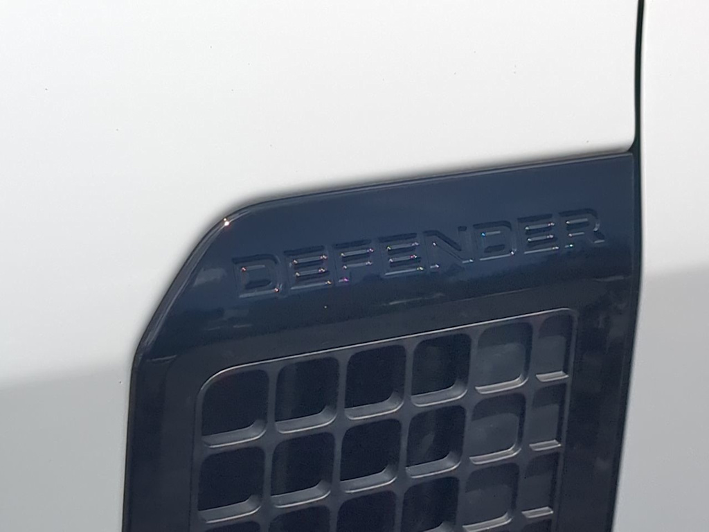 Thumbnail: 2025 Land Rover Defender - 25