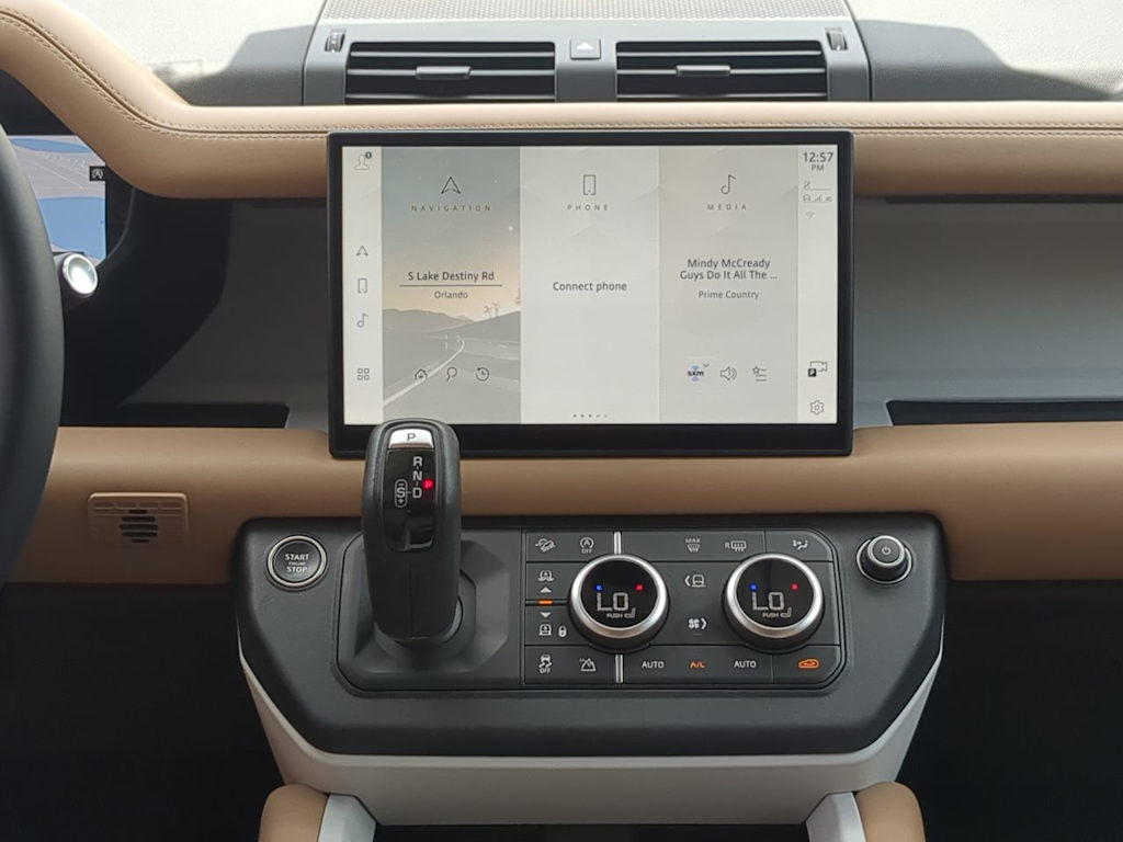 Thumbnail: 2025 Land Rover Defender - 14