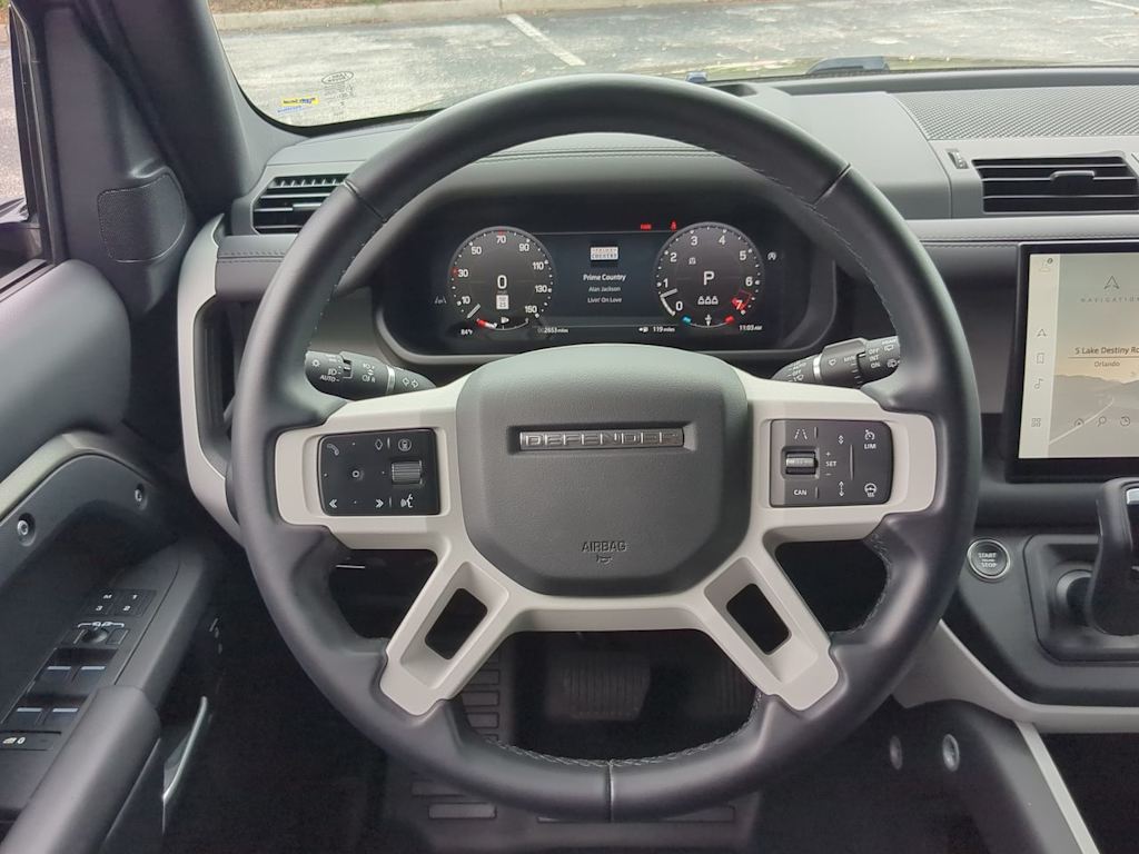 Thumbnail: 2025 Land Rover Defender - 12