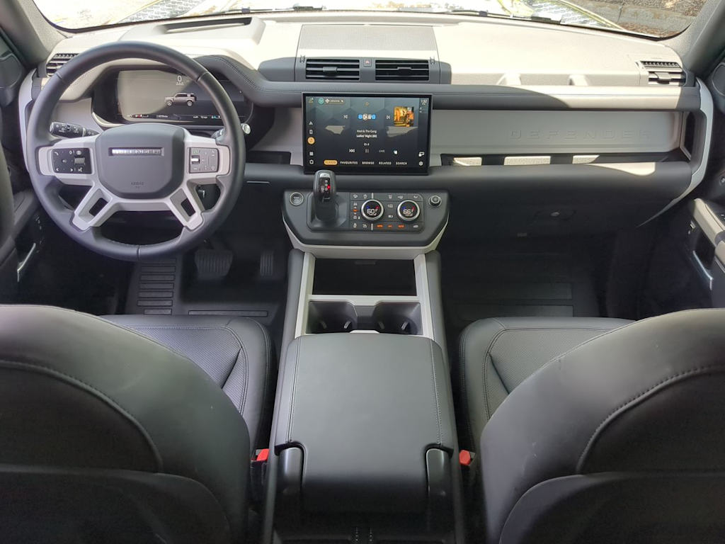 Thumbnail: 2025 Land Rover Defender - 8