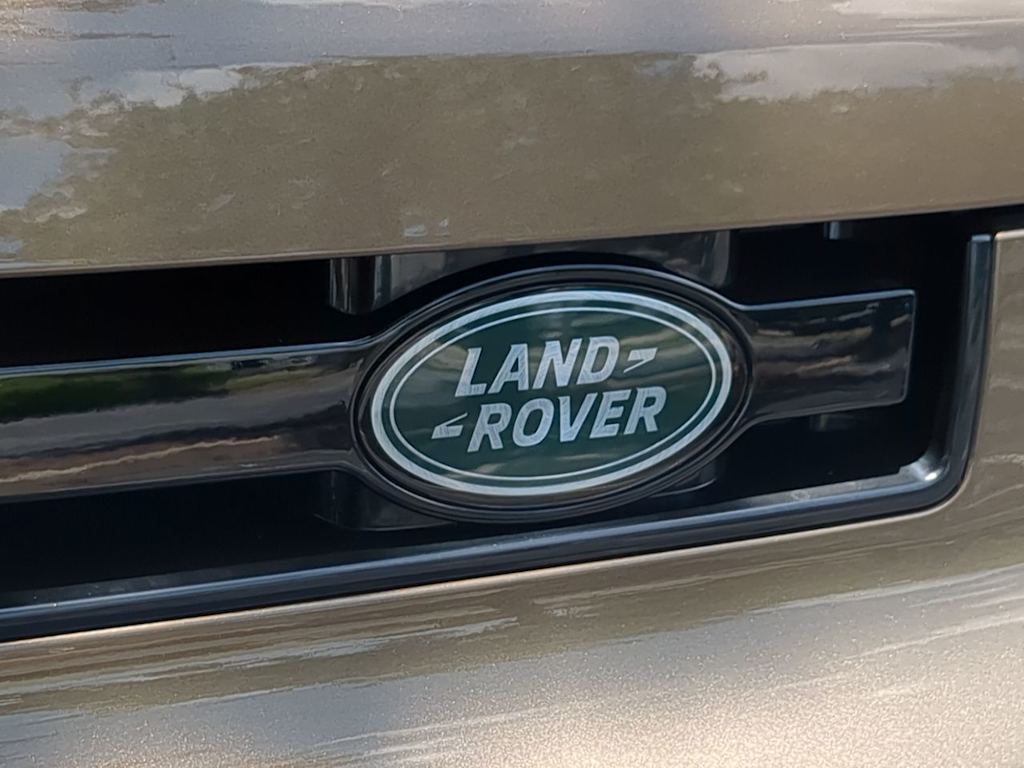 Thumbnail: 2025 Land Rover Defender - 22