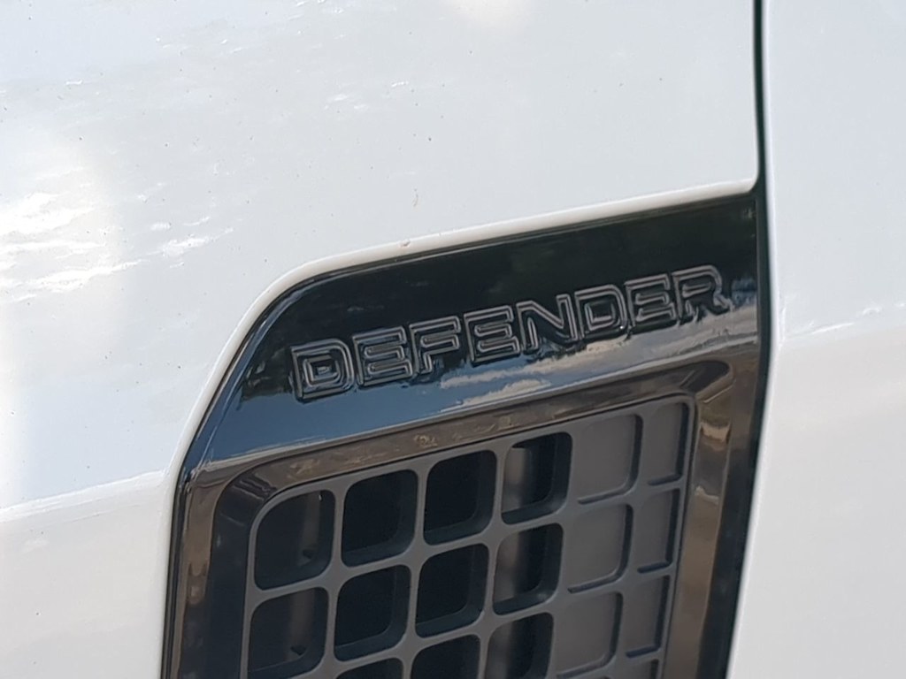 Thumbnail: 2025 Land Rover Defender - 24