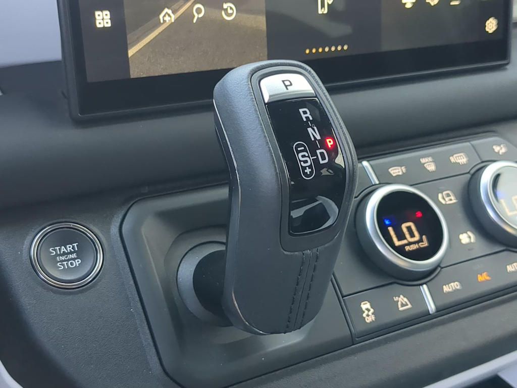 Thumbnail: 2025 Land Rover Defender - 36