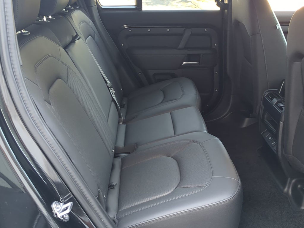 Thumbnail: 2025 Land Rover Defender - 28