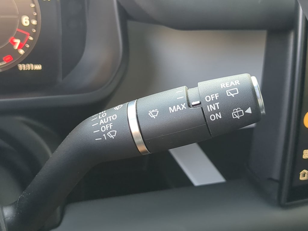 Thumbnail: 2025 Land Rover Defender - 16