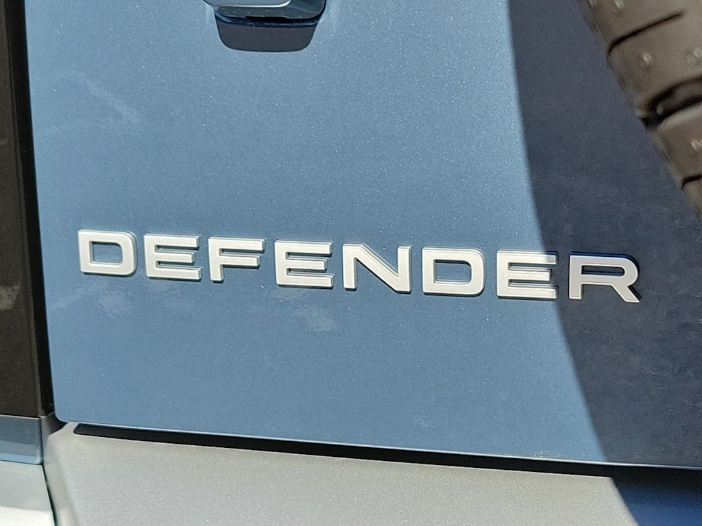 Thumbnail: 2024 Land Rover Defender - 26