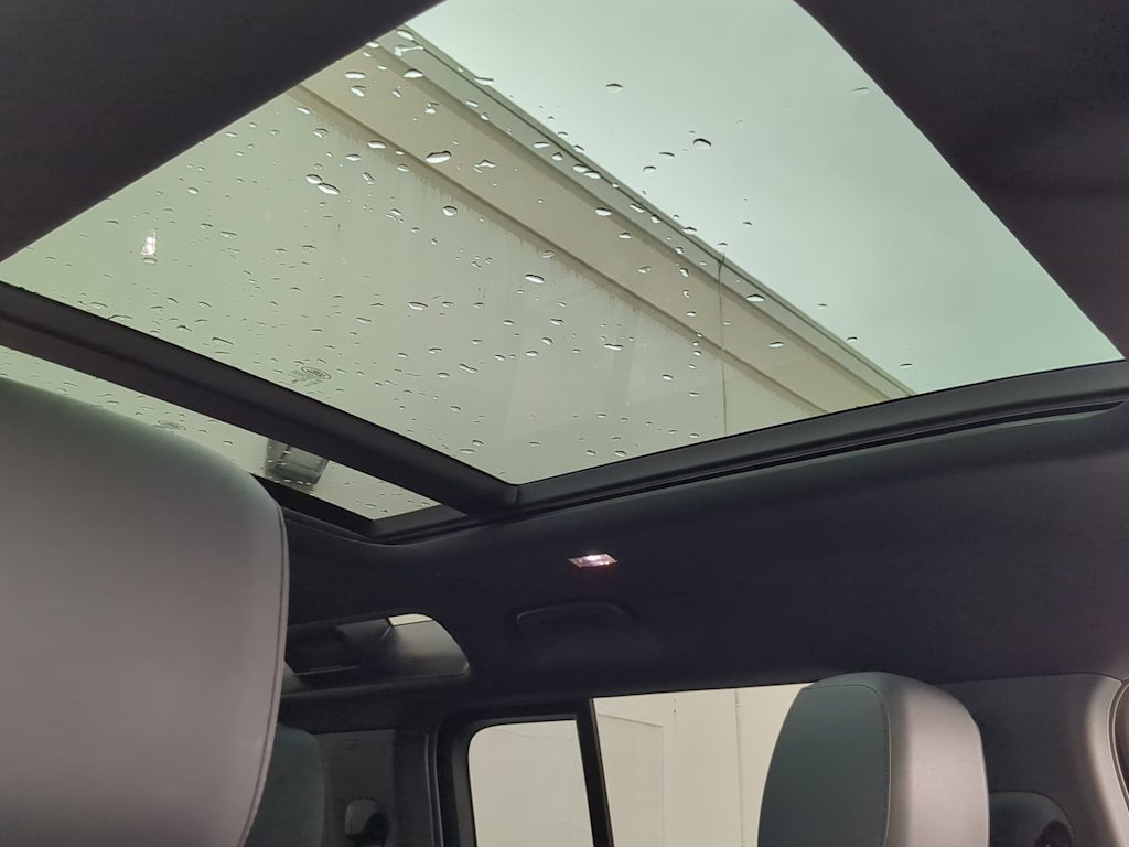 Thumbnail: 2025 Land Rover Defender - 26