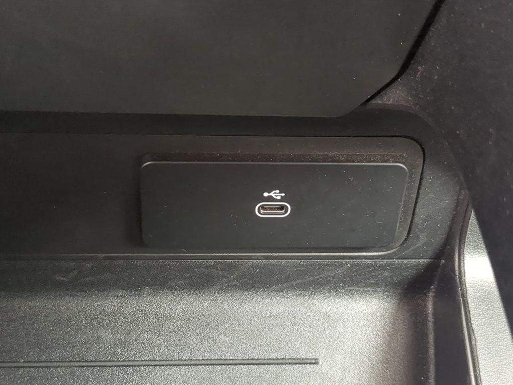 Thumbnail: 2025 Land Rover Defender - 35