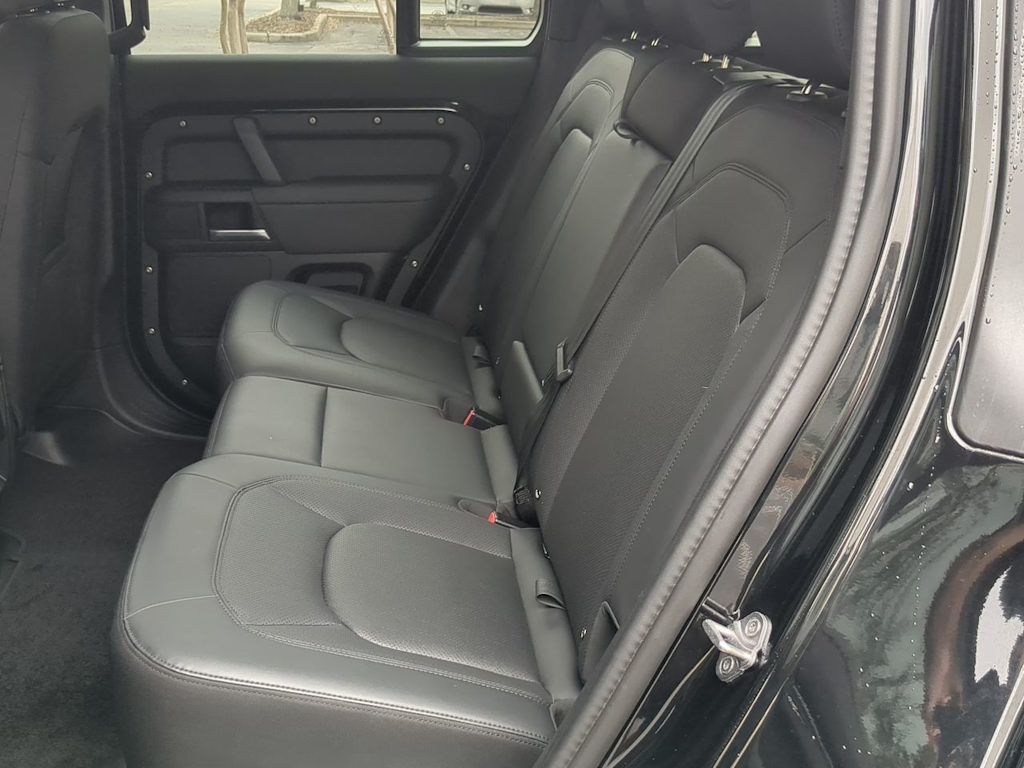 Thumbnail: 2025 Land Rover Defender - 27