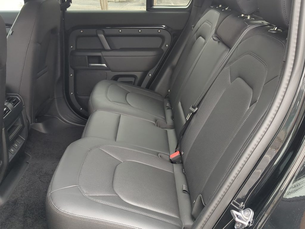 Thumbnail: 2025 Land Rover Defender - 28