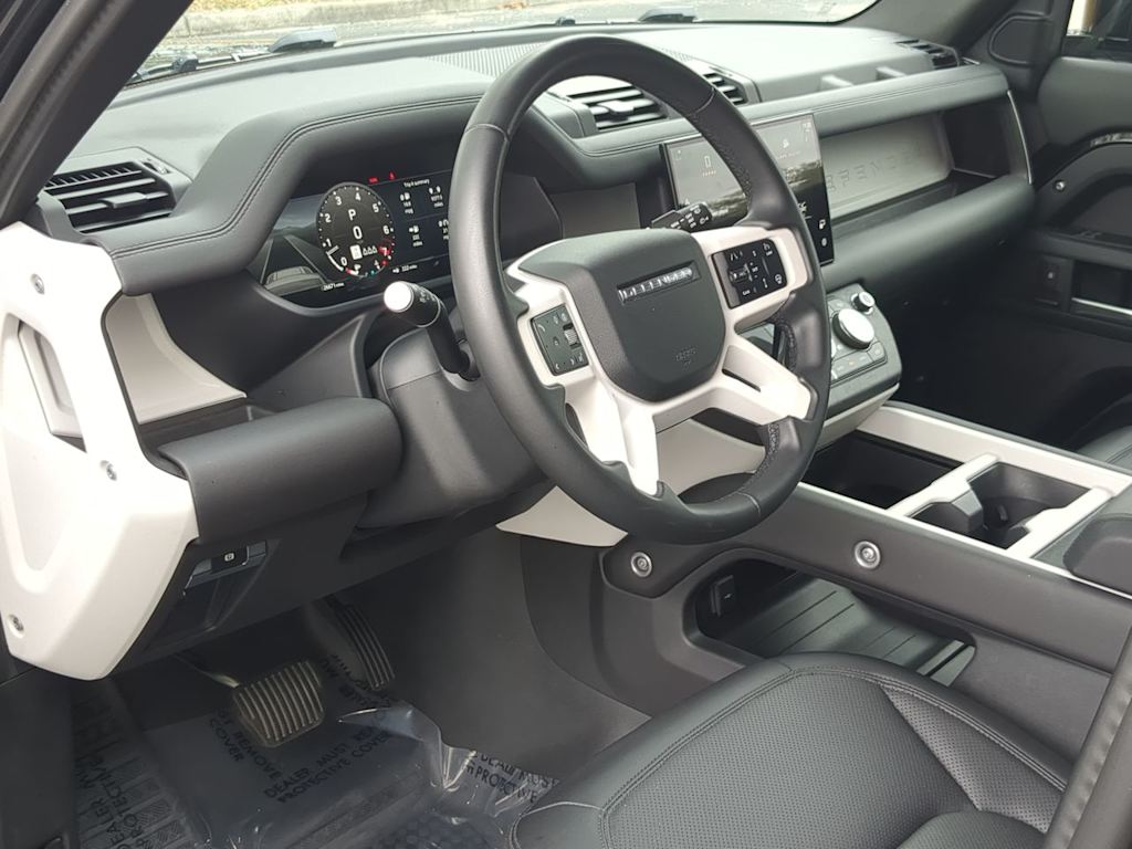 Thumbnail: 2025 Land Rover Defender - 2