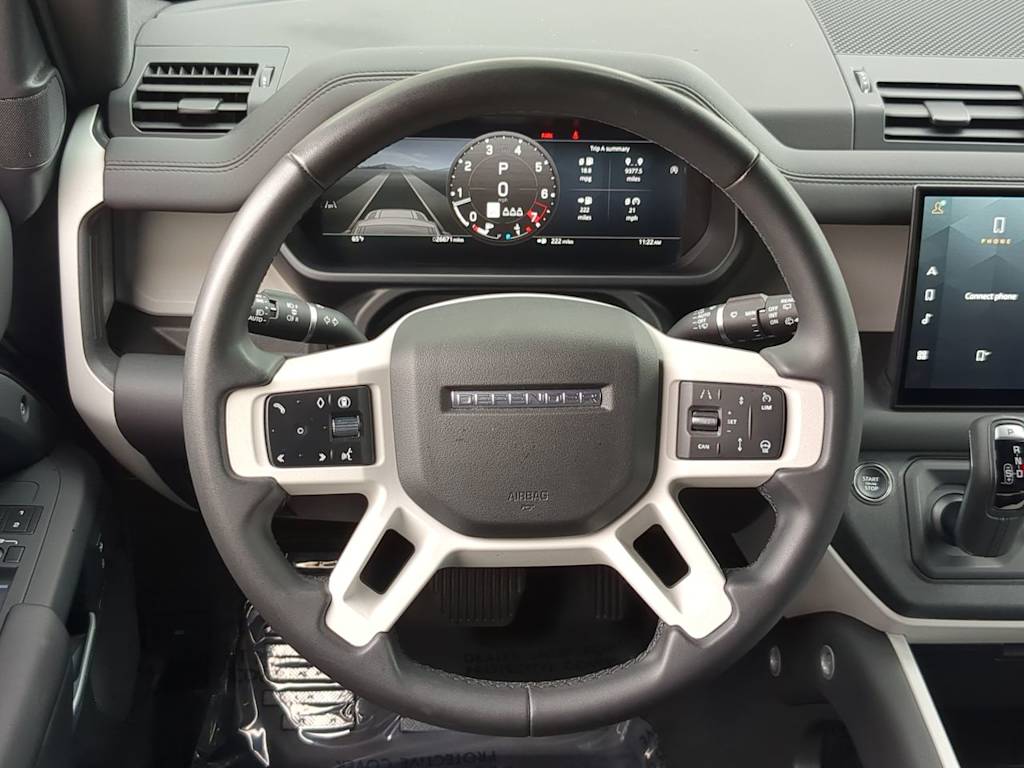 Thumbnail: 2025 Land Rover Defender - 11