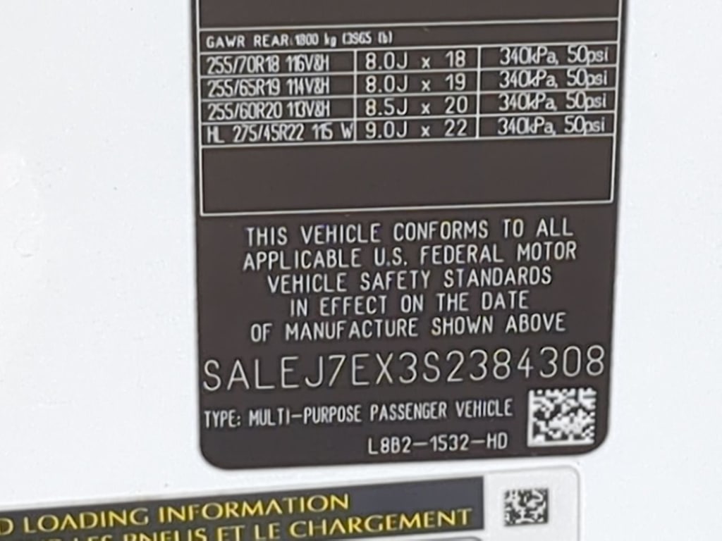 Thumbnail: 2025 Land Rover Defender - 35