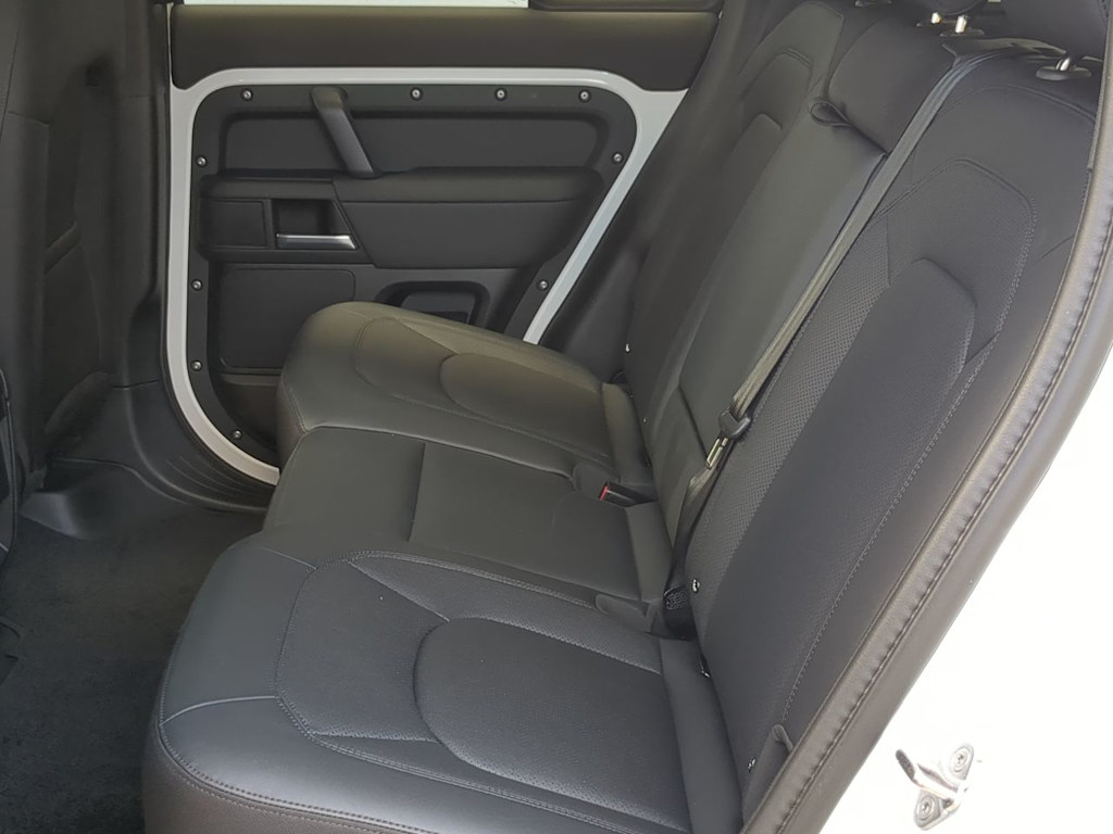 Thumbnail: 2025 Land Rover Defender - 25