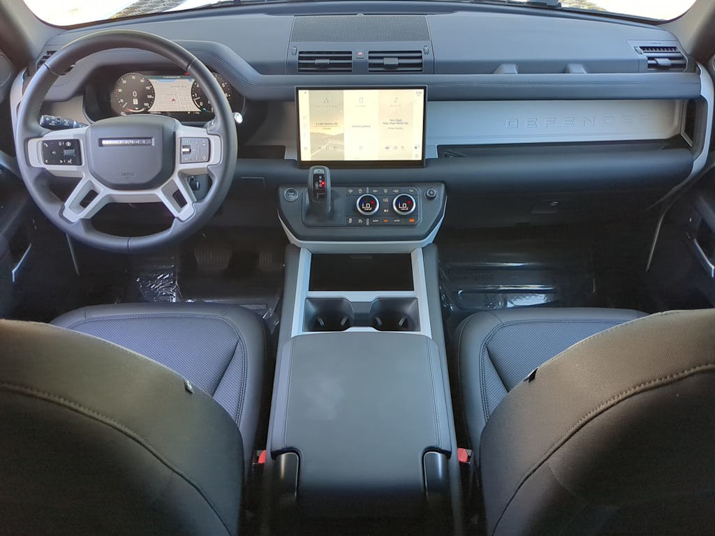 Thumbnail: 2025 Land Rover Defender - 7