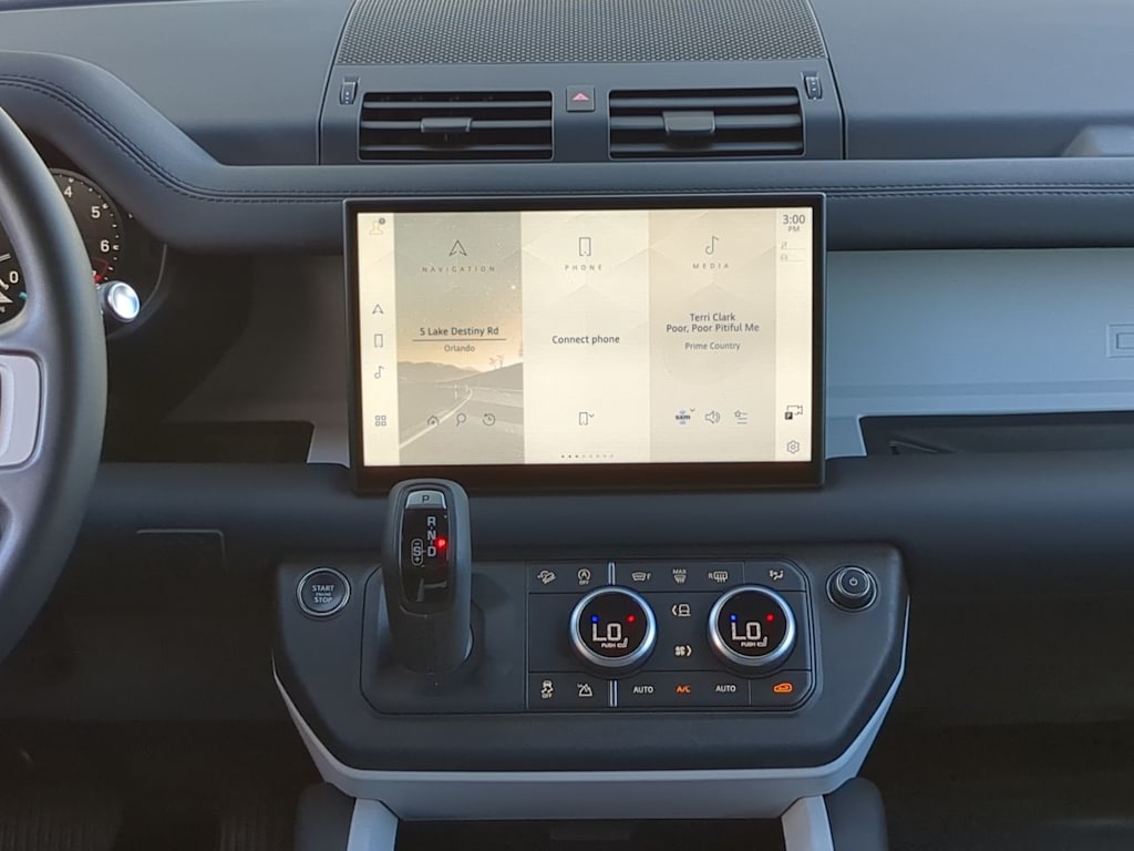 Thumbnail: 2025 Land Rover Defender - 12