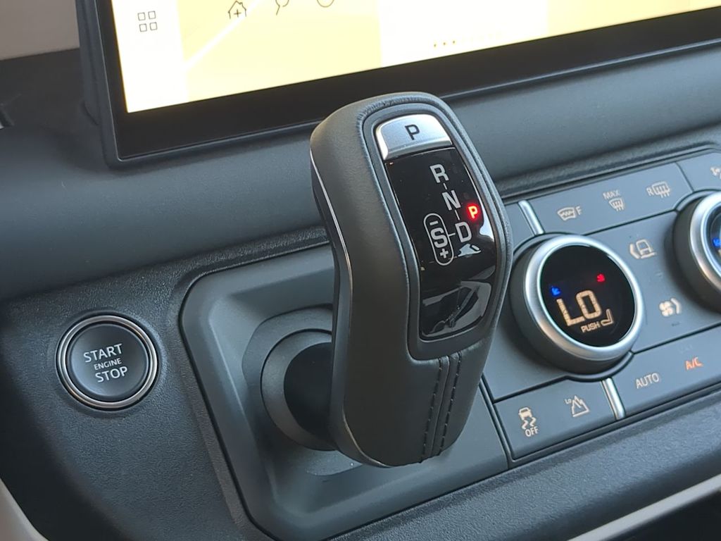 Thumbnail: 2025 Land Rover Defender - 36