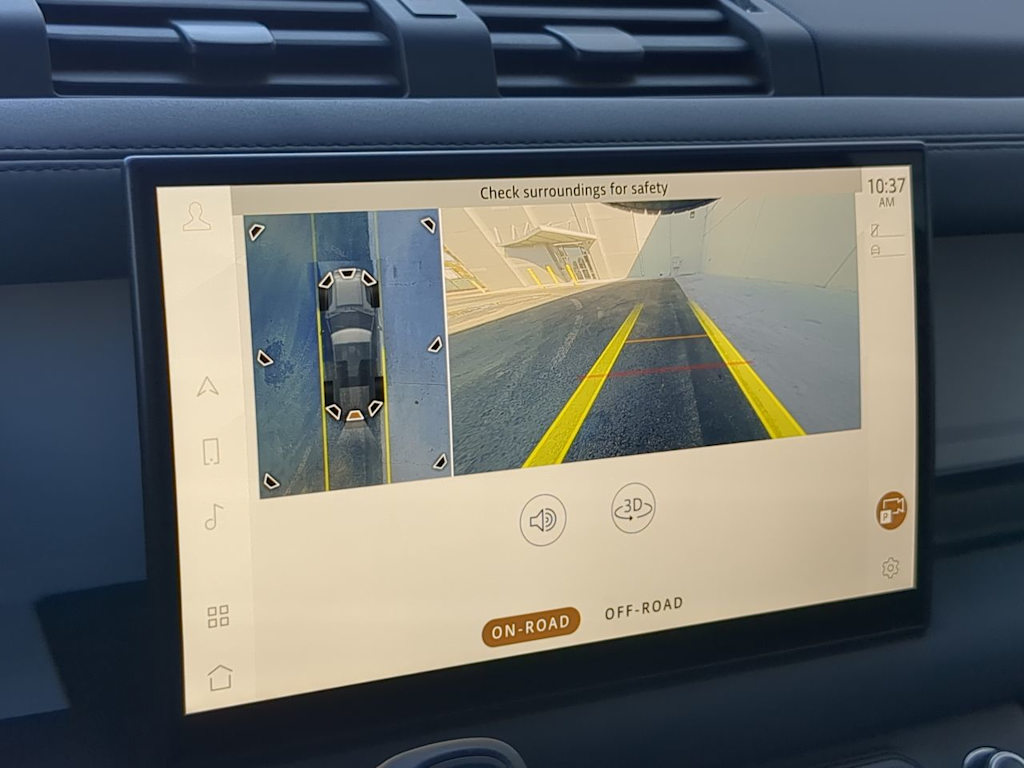 Thumbnail: 2025 Land Rover Defender - 35