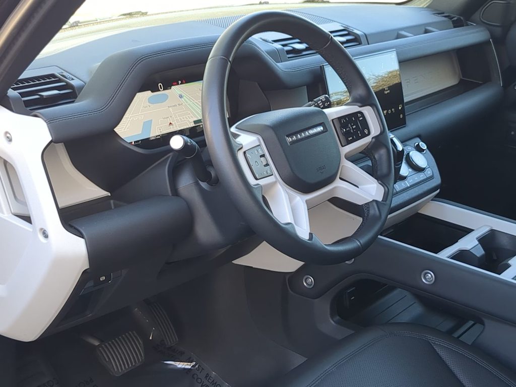 Thumbnail: 2025 Land Rover Defender - 2