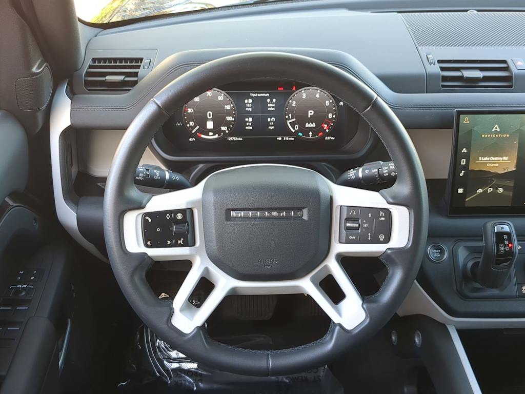 Thumbnail: 2025 Land Rover Defender - 13