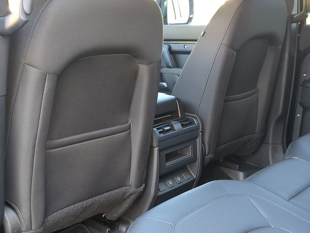 Thumbnail: 2025 Land Rover Defender - 12