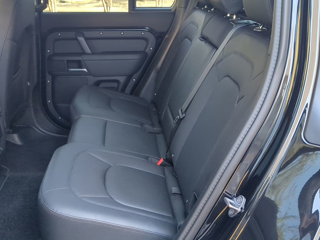 Thumbnail: 2025 Land Rover Defender - 28