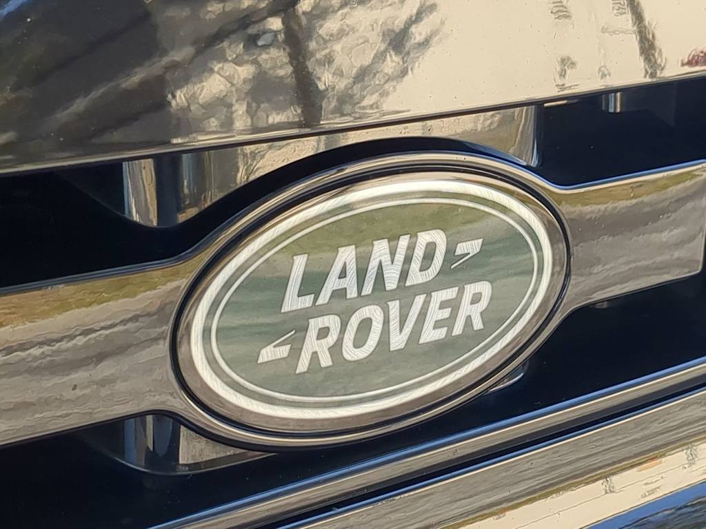 Thumbnail: 2025 Land Rover Defender - 7