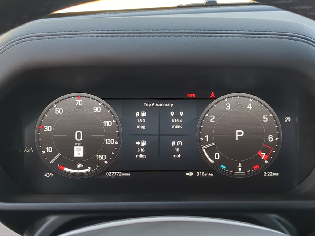 Thumbnail: 2025 Land Rover Defender - 17