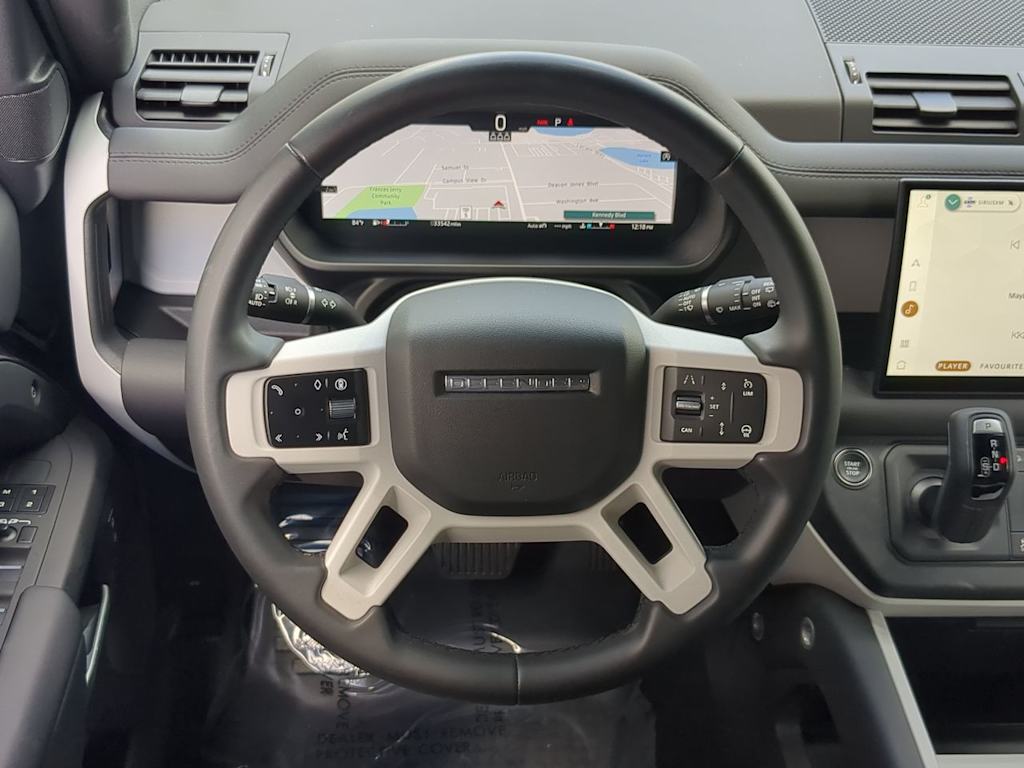 Thumbnail: 2025 Land Rover Defender - 11
