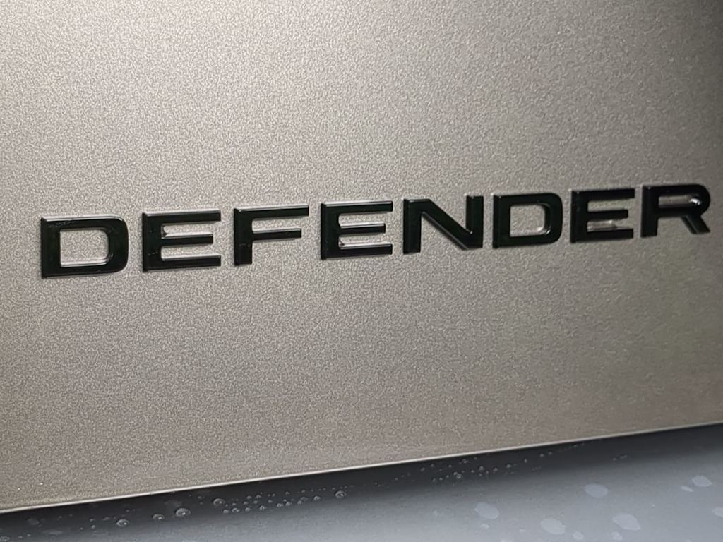 Thumbnail: 2025 Land Rover Defender - 23