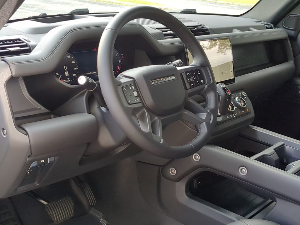 Thumbnail: 2025 Land Rover Defender - 2