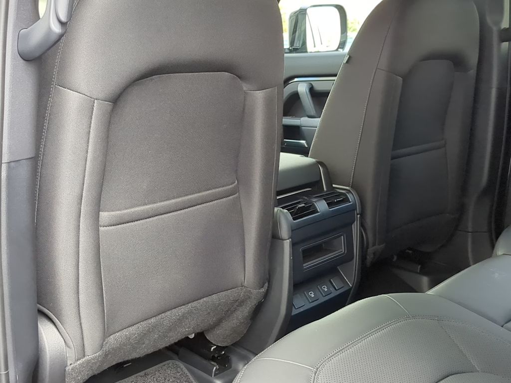 Thumbnail: 2025 Land Rover Defender - 10