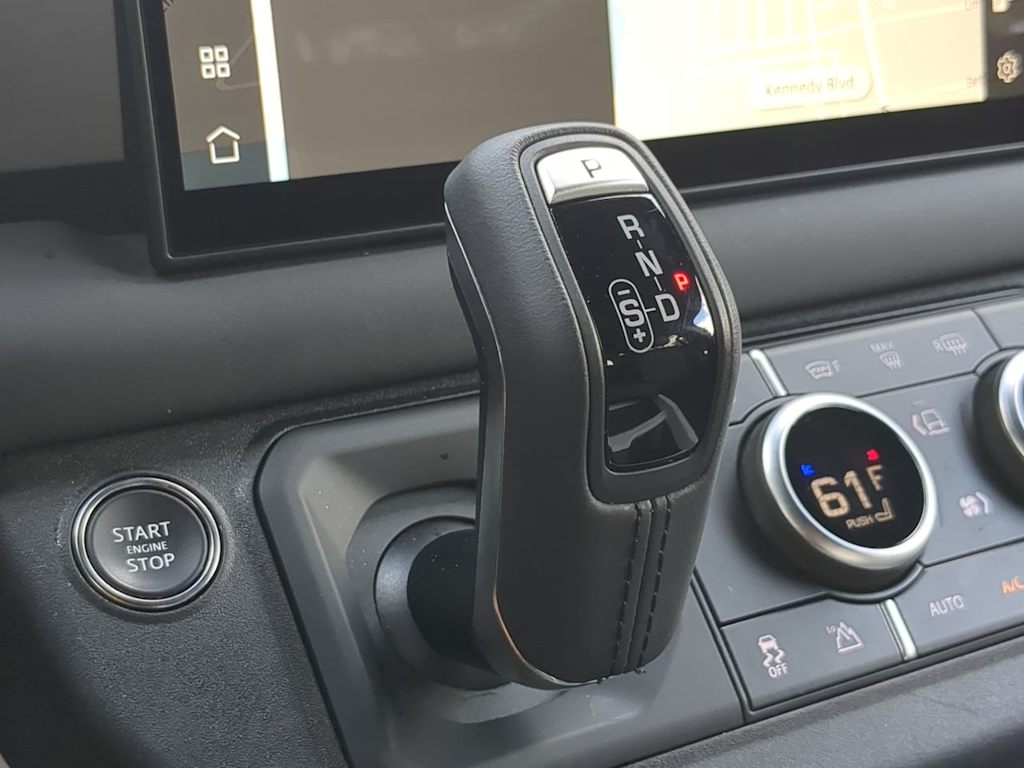 Thumbnail: 2025 Land Rover Defender - 12