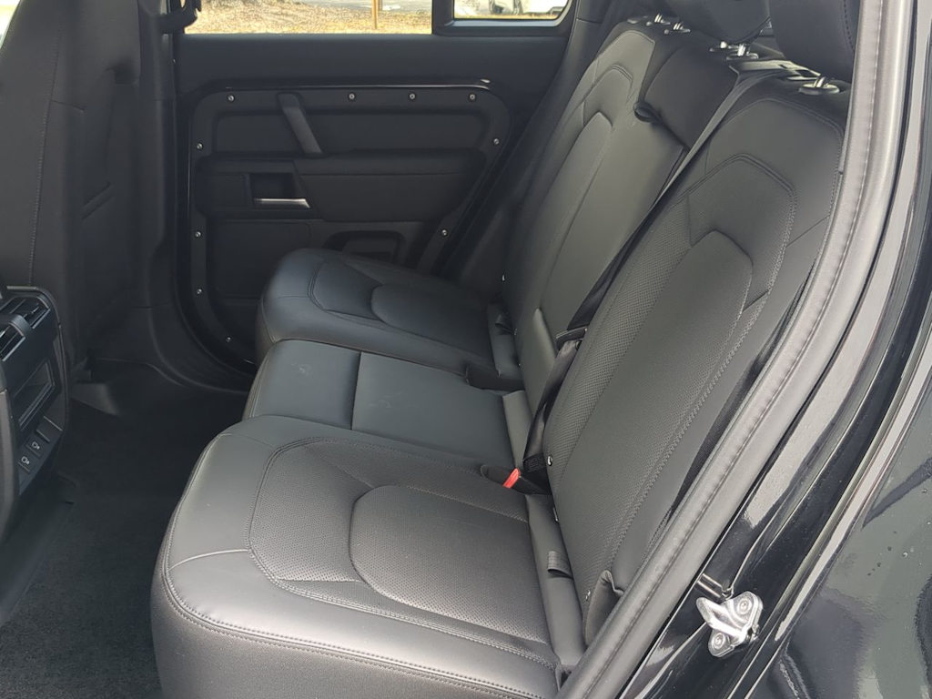 Thumbnail: 2025 Land Rover Defender - 28