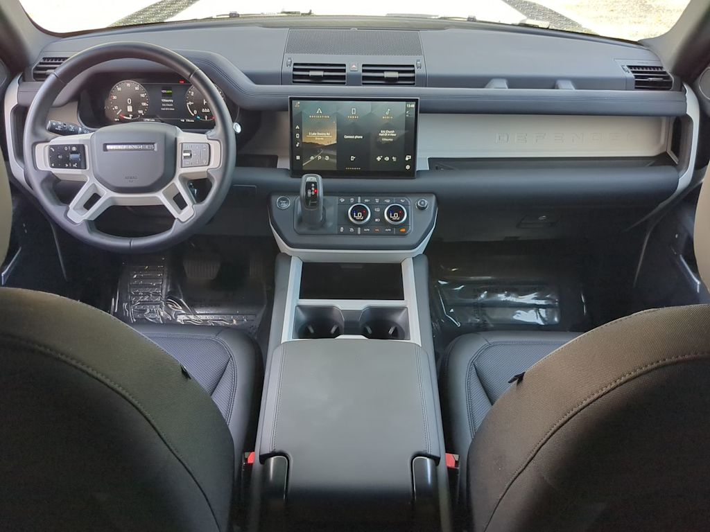 Thumbnail: 2025 Land Rover Defender - 7