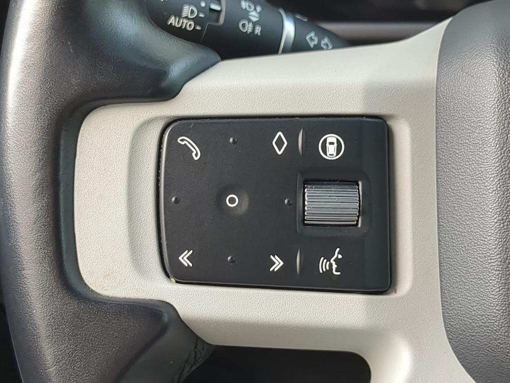 Thumbnail: 2024 Land Rover Defender - 30