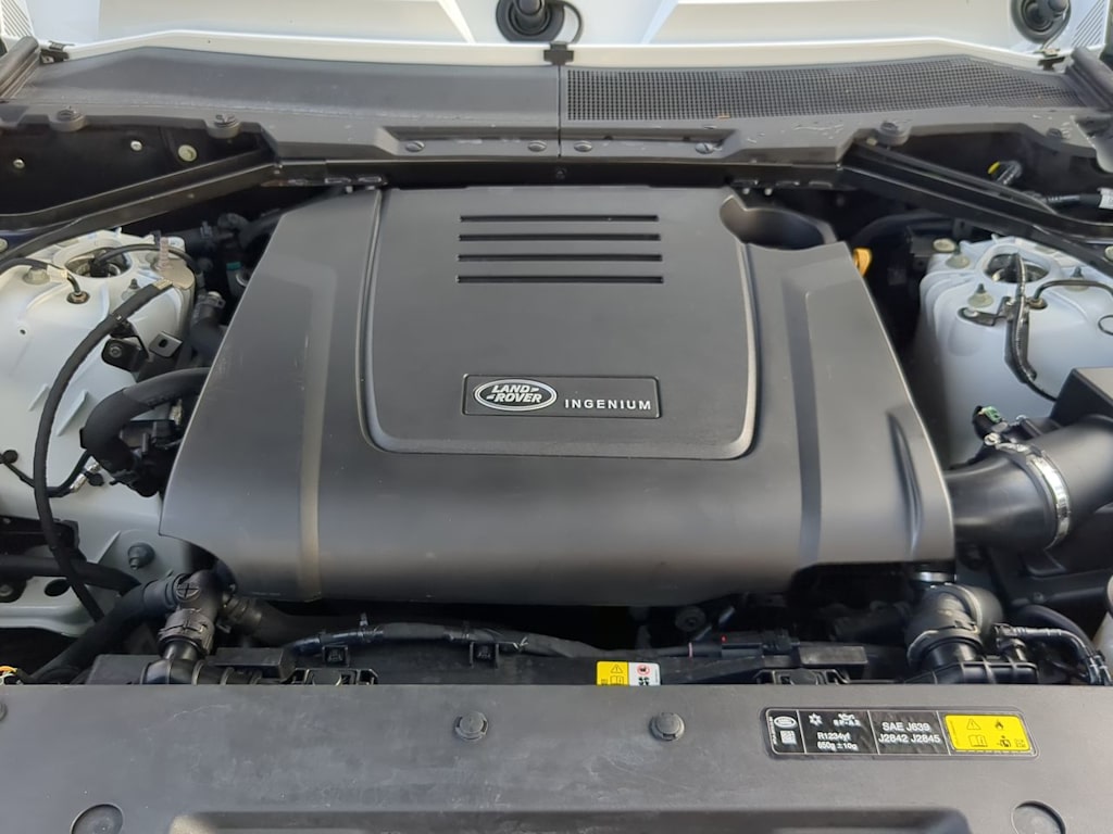 Thumbnail: 2024 Land Rover Defender - 7